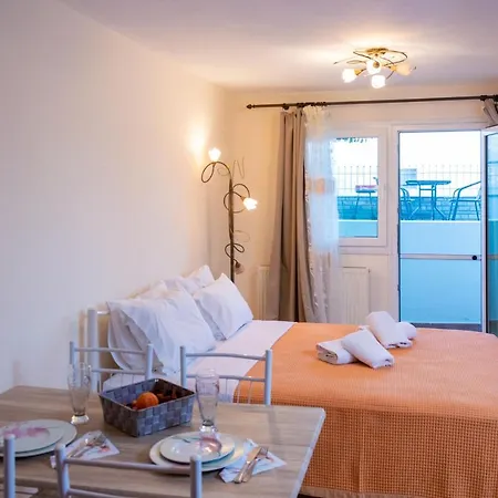 Holiday home Just On The Sea 2 Nea Iraklitsa